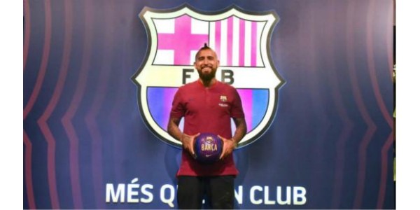 Jestem bardzo szczęśliwy, że mogę nosić tę samą koszulkę co Messi